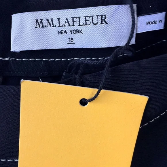 MM LaFleur The Kinsley Dress Everyday Crepe Black Contrast Stitching NWT Size 18 - Picture 3 of 11